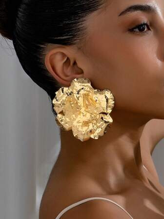1pair Fashionable Vintage Style Flower Stud Earrings With Asymmetrical Geometric Shapes For Women... | SHEIN