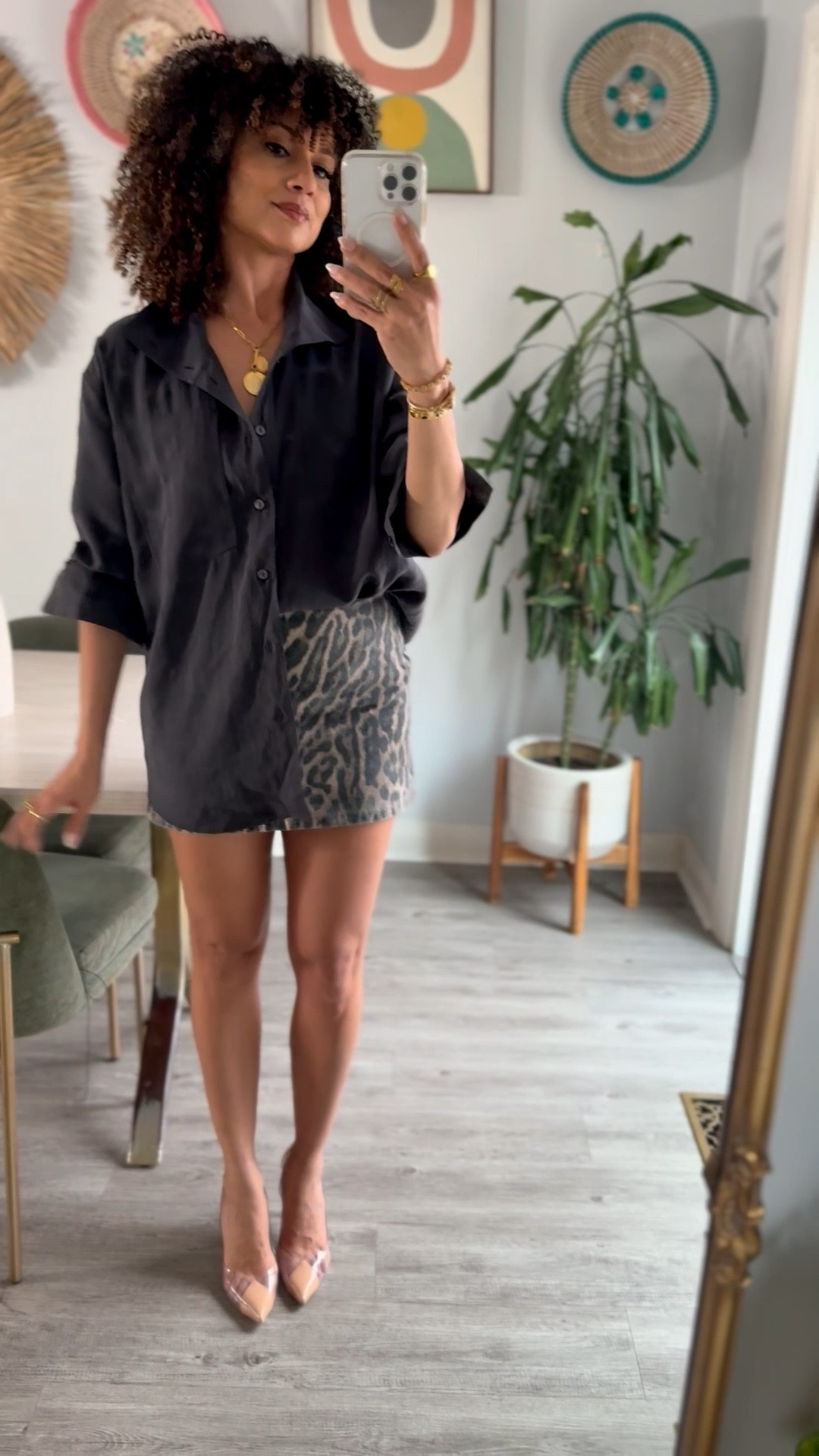 The perfect balance. Shorter hem with a longer sleeve. 

I’m in the S in the skirt and XS in the top. 


#LTKover50style #LTKpartywear #LTKcanada