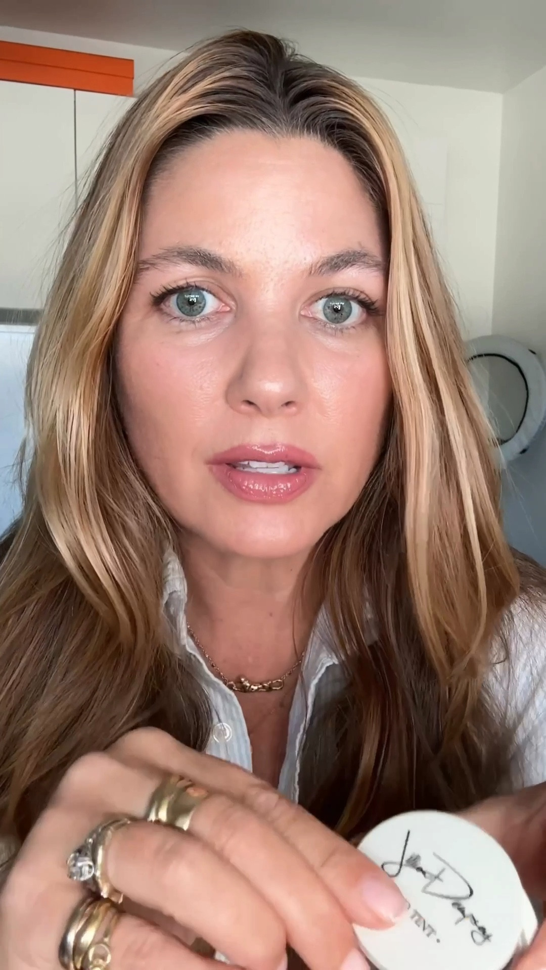 Shade is Glimmer👓💋

#LTKBeauty #LTKVideo #LTKFindsUnder50