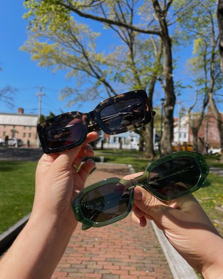 Cutest sunnies from DIFF Eyewear! ☀️

Sunglasses, summer outfit, vacation outfit, tortoise sunglasses, sage sunglasses, rectangular sunglassess

#LTKU #LTKtravel #LTKstyletip