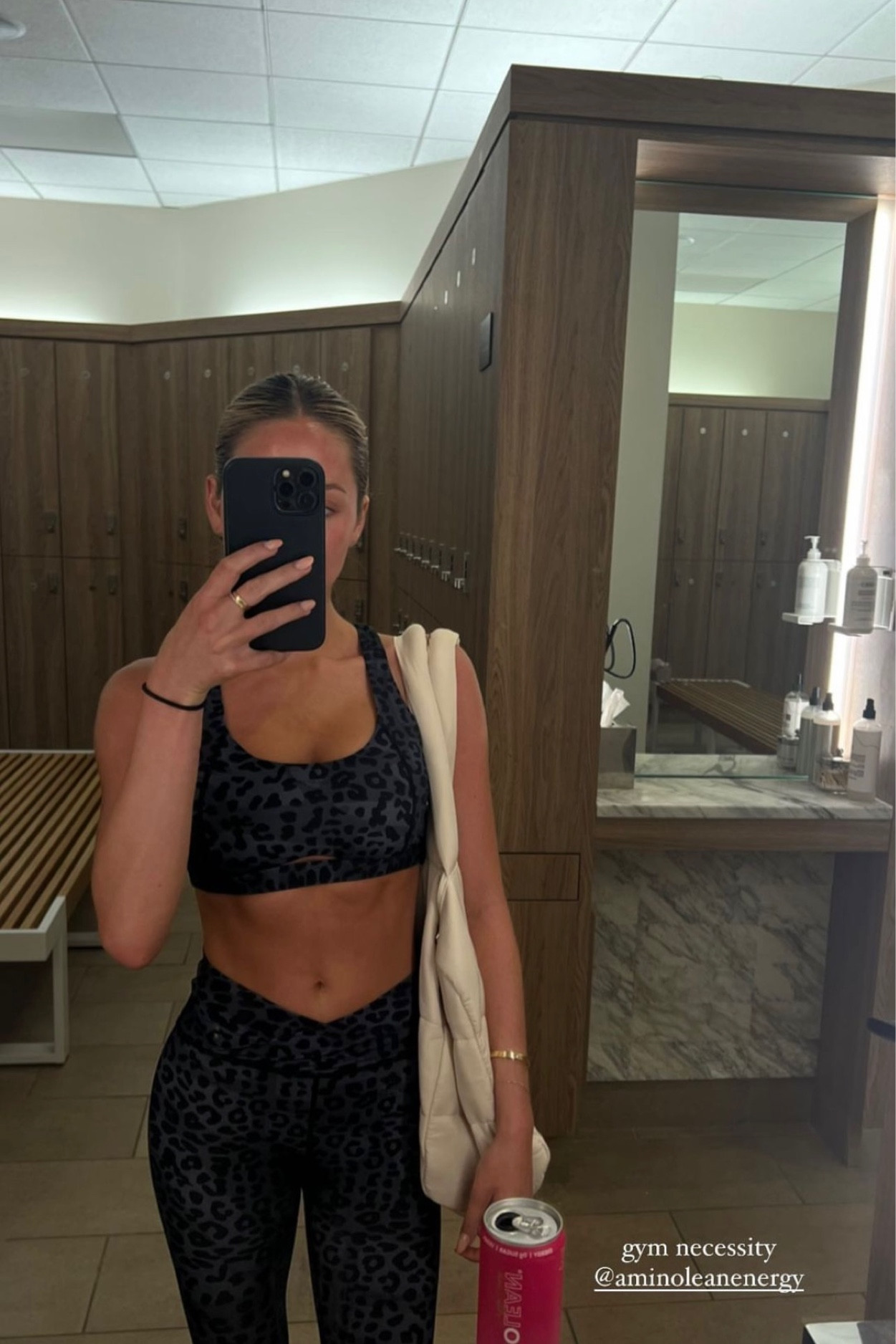 Workout set from today 🖤

#LTKSeasonal #LTKstyletip #LTKFind