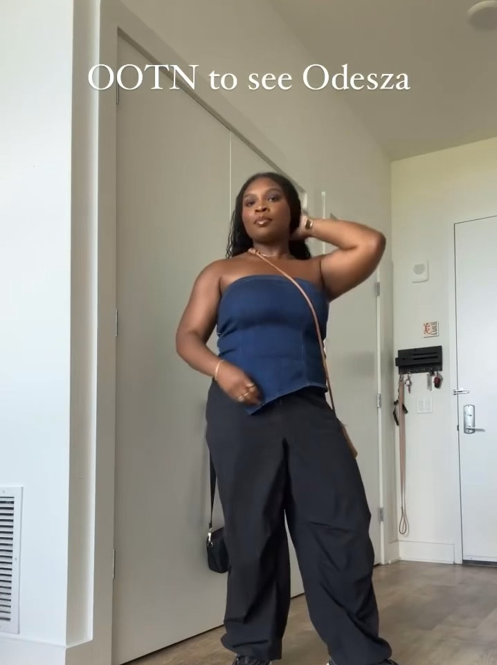 OOTN to see Odesza! 💃🏾 You know I always will bring the vibes and this denim time is doing it for me! 

#LTKFindsUnder100 #LTKStyleTip #LTKSeasonal