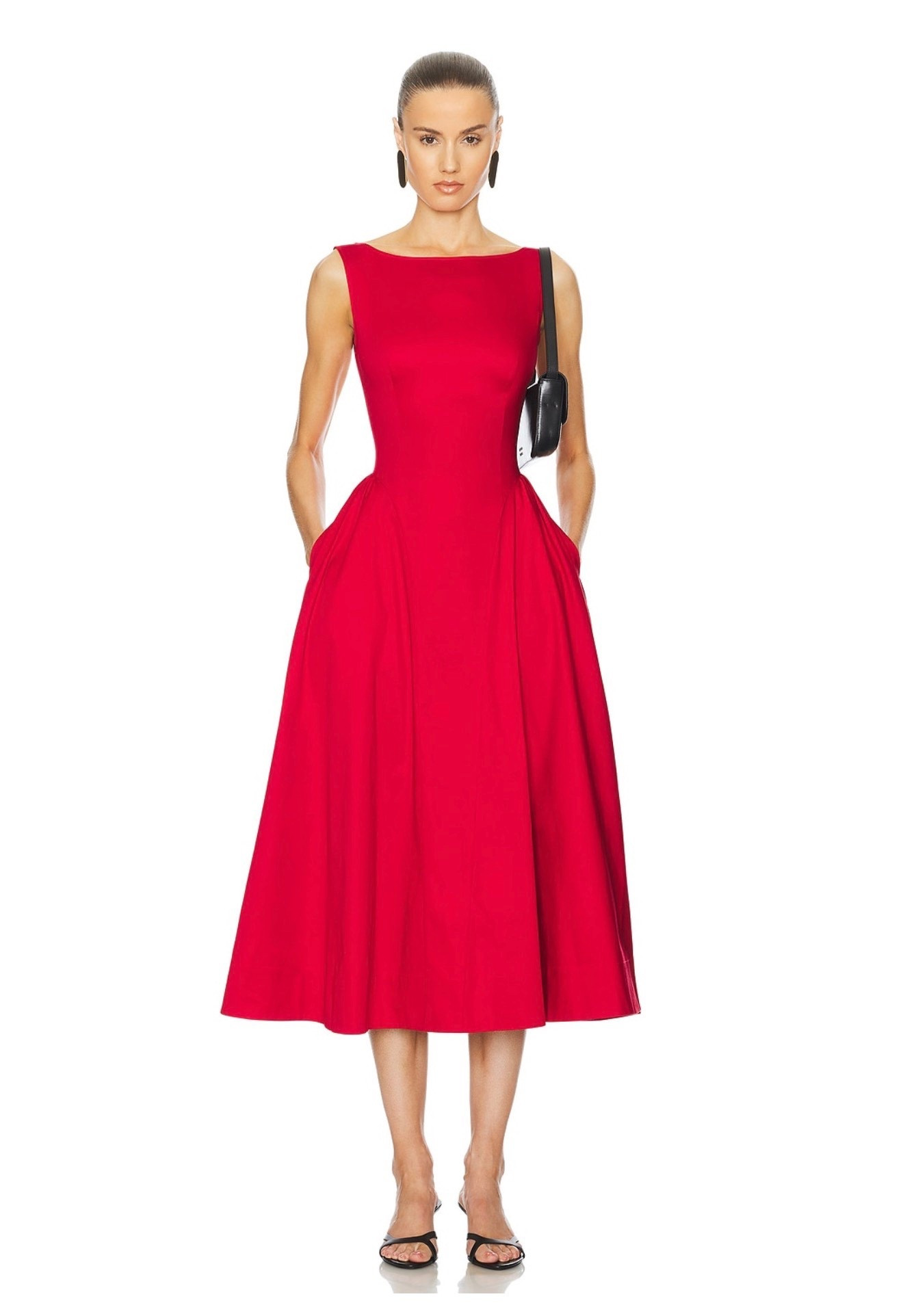 Ok, this dress is why spring /summers are made for!! Love the color and the evergreen, classic, timeless silhouette ❤️