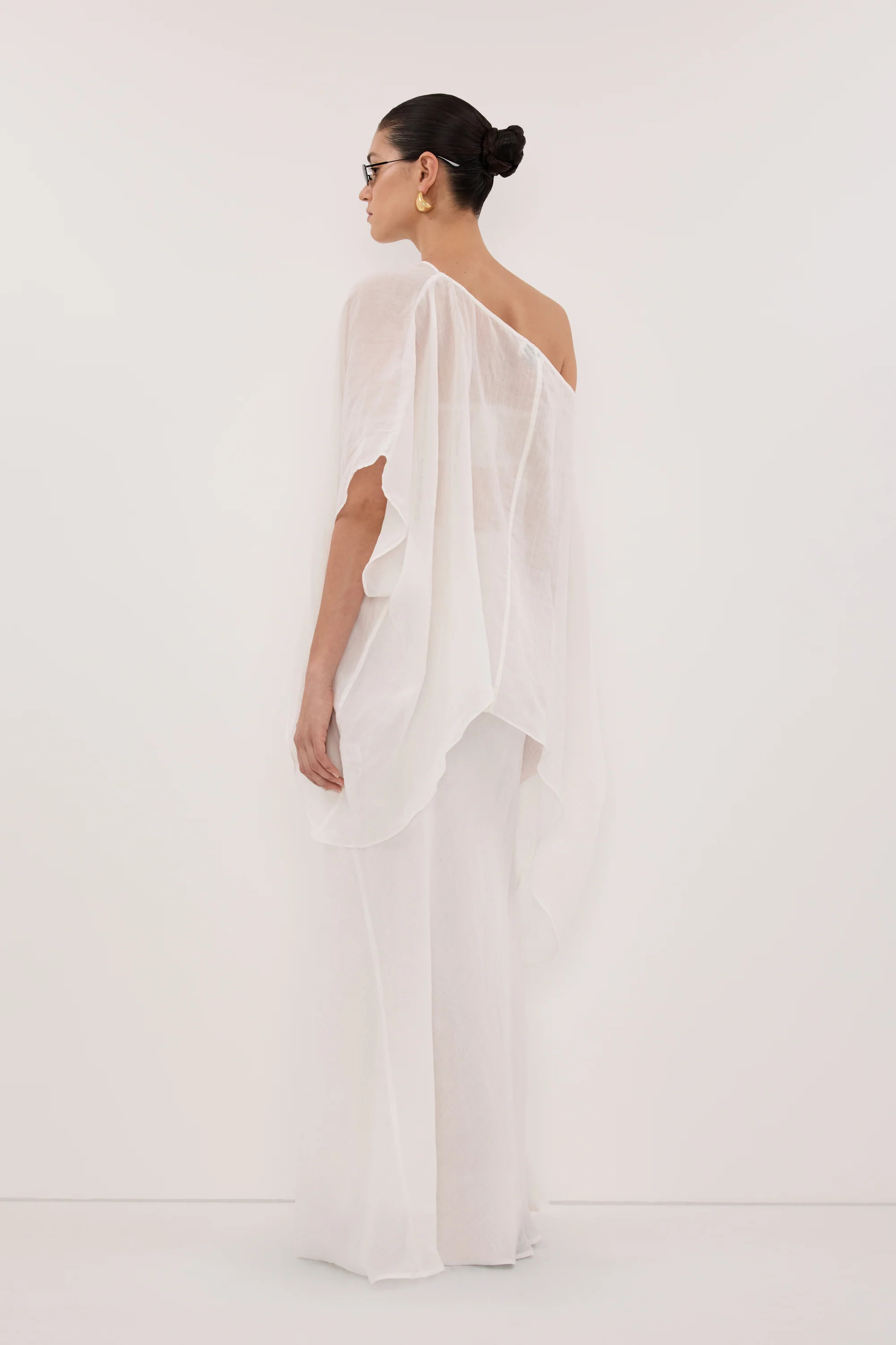 BRIANNE BATWING WHITE RAMIE TOP | DISSH