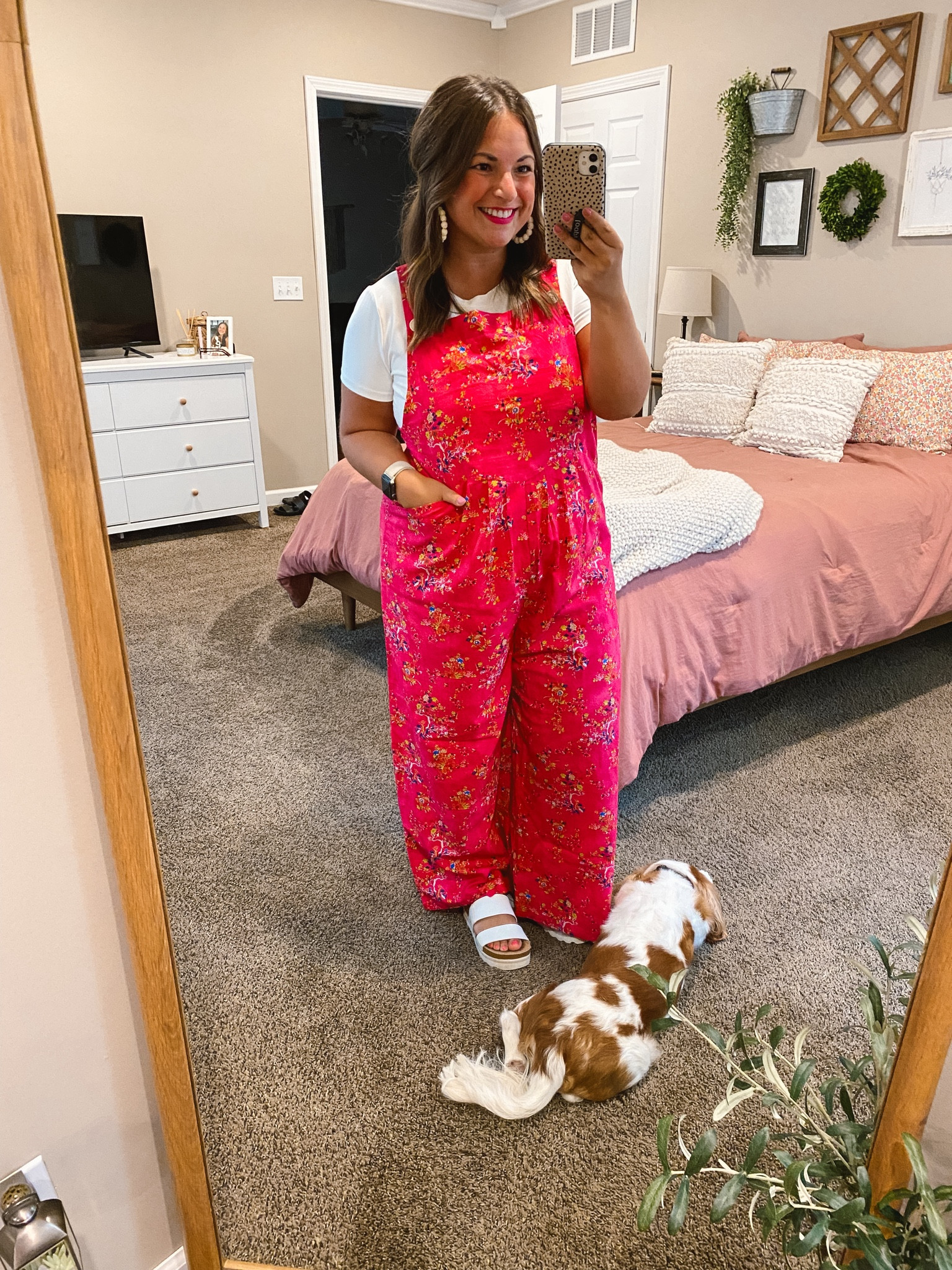 sandals: fit true to size // wearing a 5
tee: fits true to size // wearing a large (slim fit)
overalls: fits true to size // wearing a large

#LTKFindsUnder50 #LTKStyleTip #LTKFindsUnder100