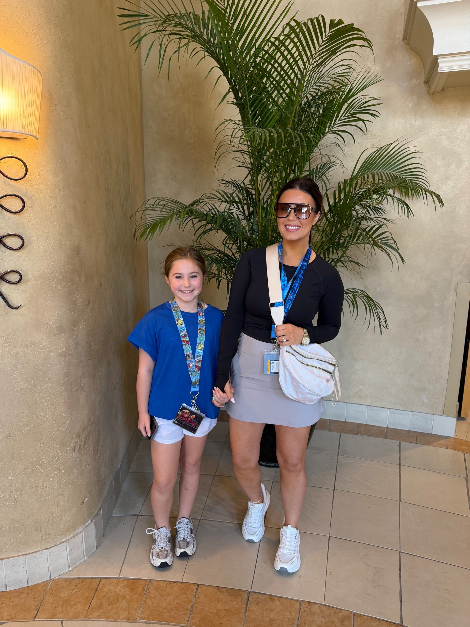 Today’s universal ootd!! 

#LTKmomlife #LTKootd #LTKdayinmylife