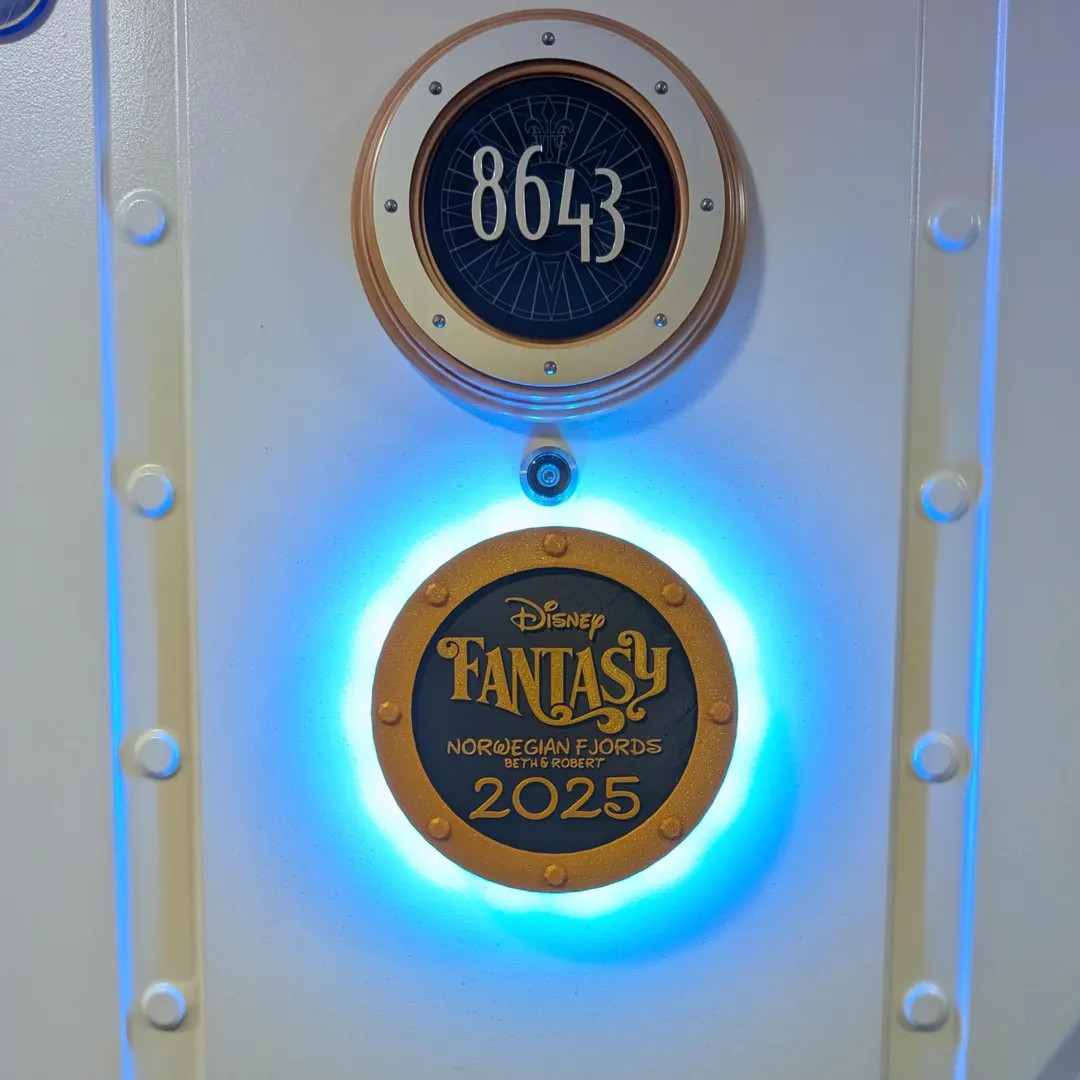 3D Light up LED Personalised Disney Cruise Line Magnet Door Decoration | Porthole | RGB With Remo... | Etsy (US)