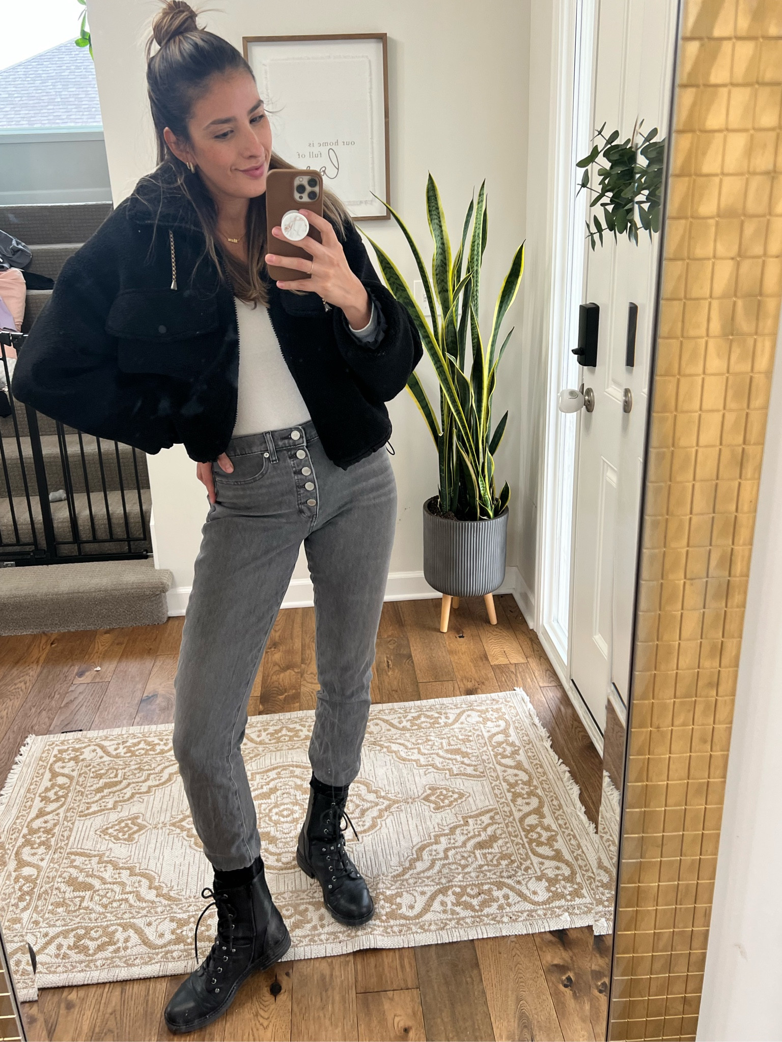 Friday fit to got take baby Anthony to his doctor appointment✔️

#LTKstyletip #LTKFind #LTKSale