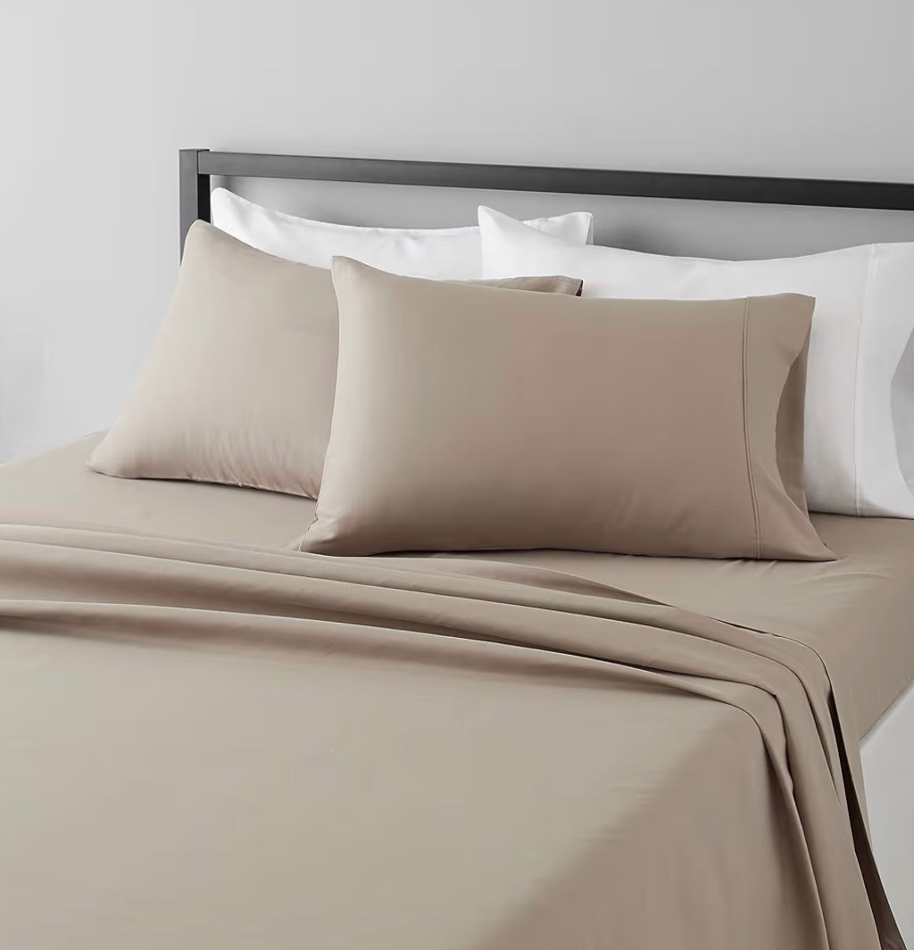 Amazon Basics Lightweight Super Cooling Sheet Sets are under $20 in several options today! These ultra breathable, wrinkle resistant sheets are excellent for those who are hot sleepers since the fabric was formulated to have a cooling effect for better sleep. Tons of solid colors and patterns available 🛏️

#LTKHome #LTKSaleAlert #LTKSeasonal