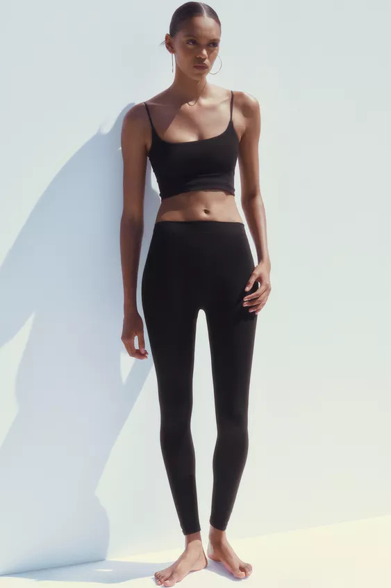 SEAMLESS CROP TOP | Zara US