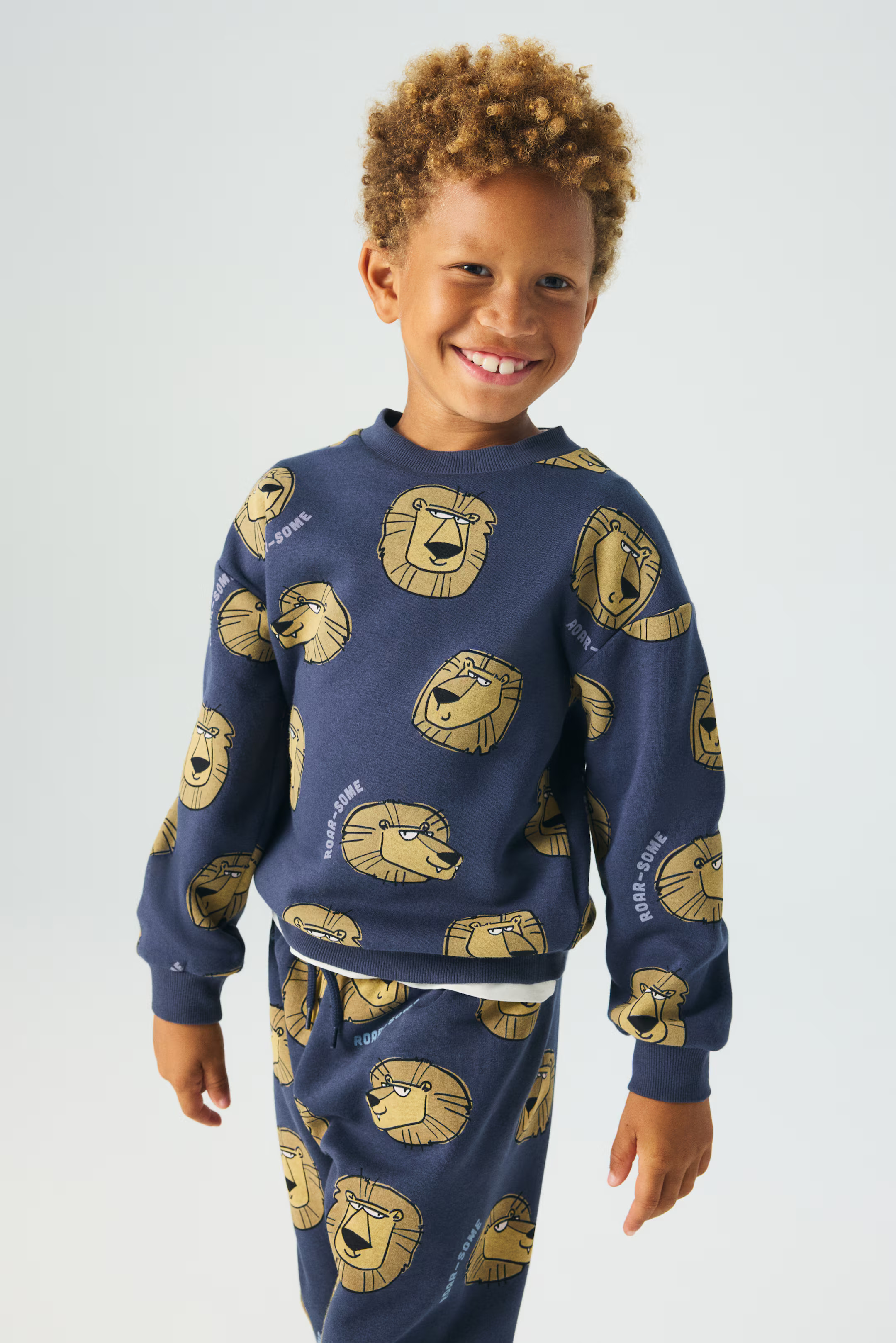 2-Piece Printed Sweatsuit | H&M (US + CA)