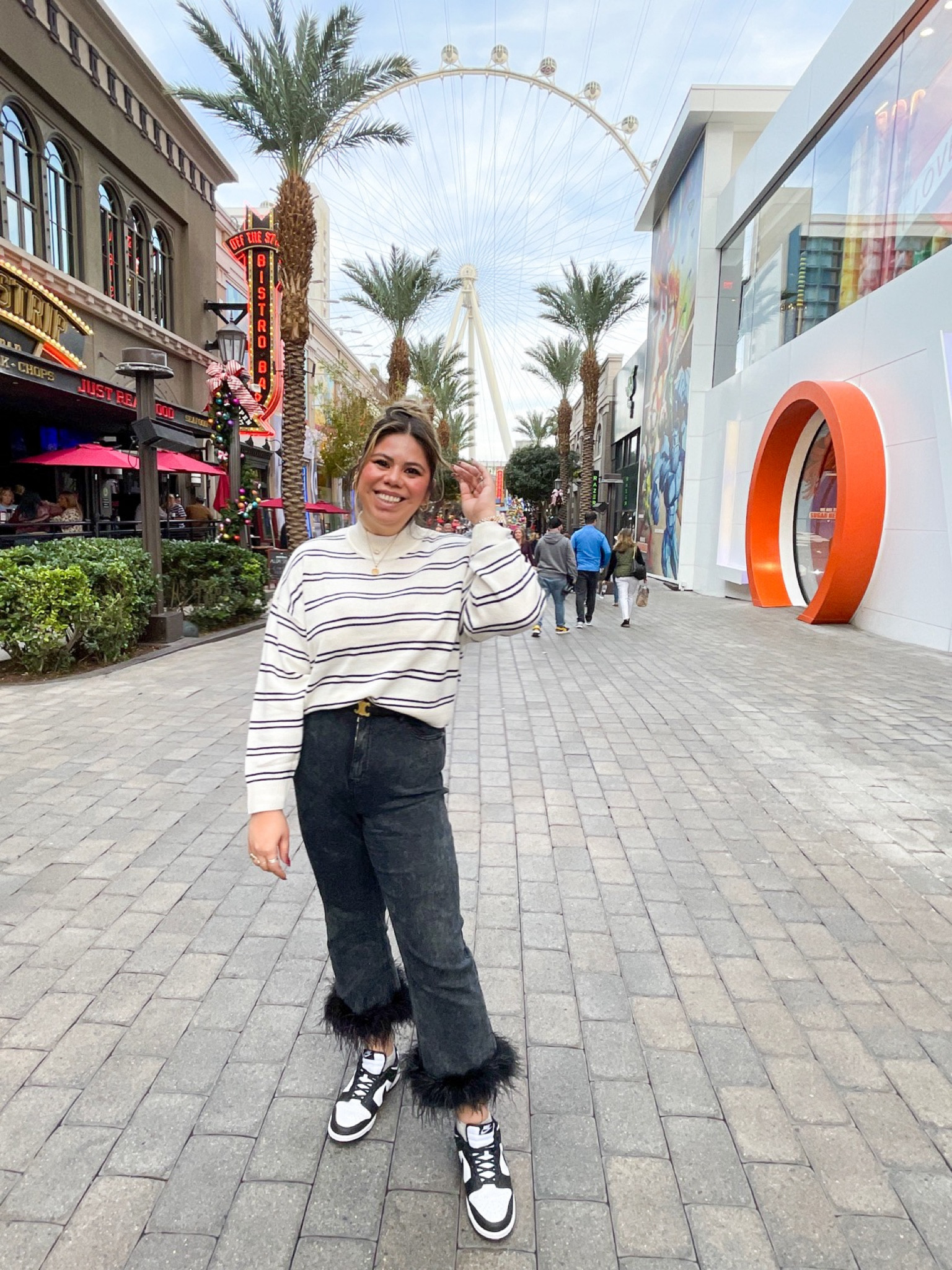 Outfit for the last day in Vegas! 

#LTKtravel #LTKHoliday #LTKSeasonal