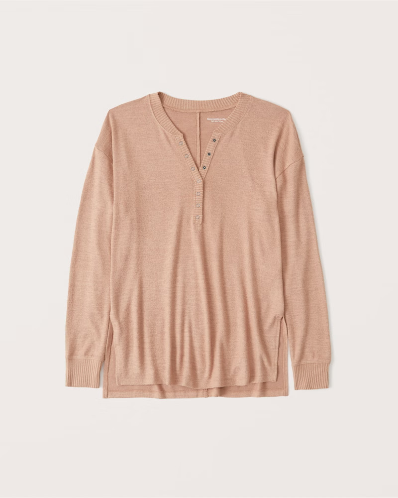 Cozy Oversized Boyfriend Henley | Abercrombie & Fitch (US)