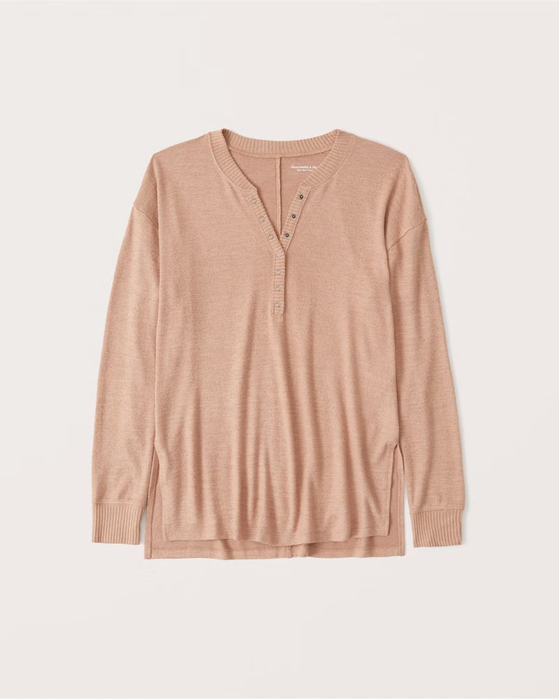 Cozy Oversized Boyfriend Henley | Abercrombie & Fitch (US)