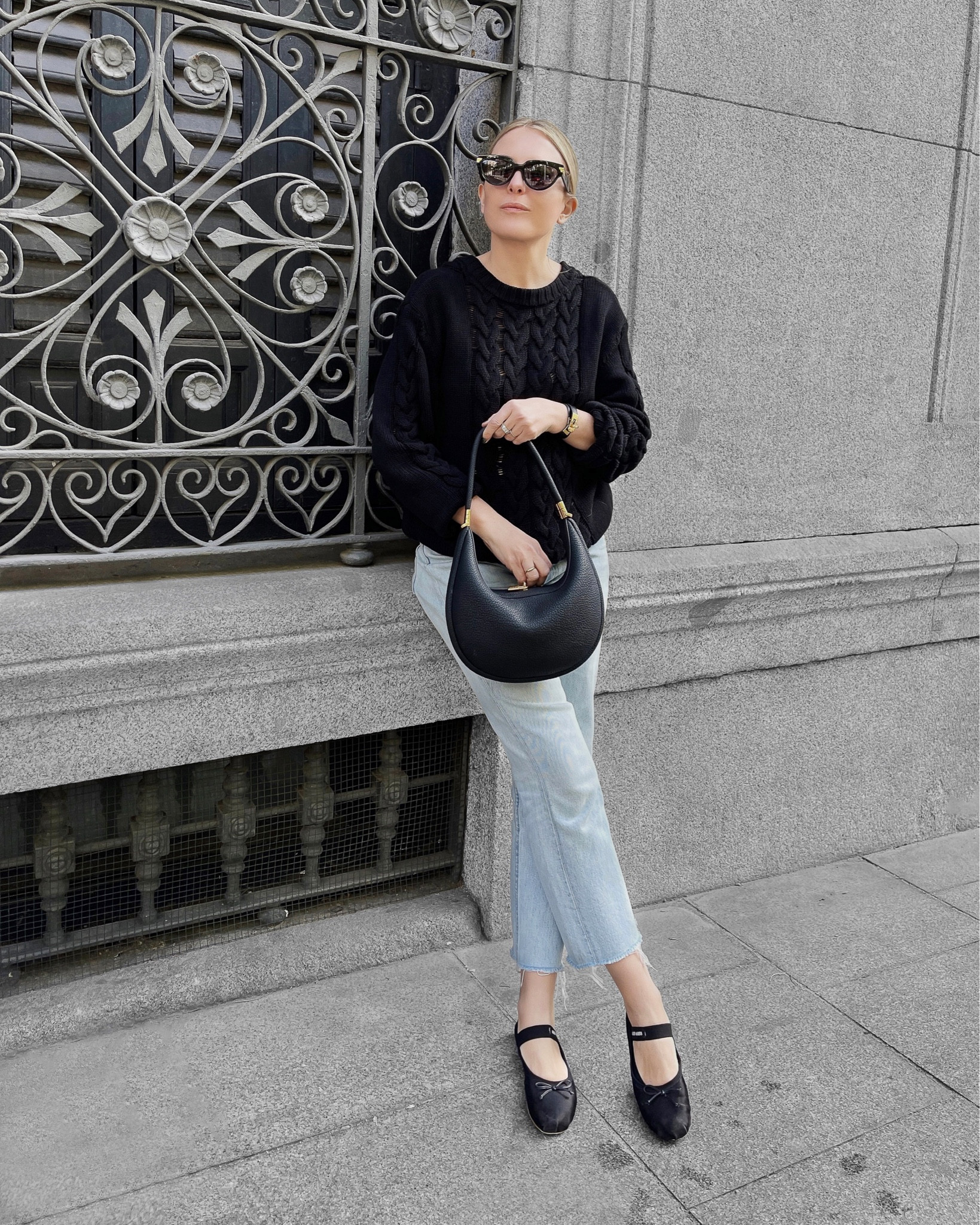 Mom reporting for weekend duties in comfortable clothes. Love a good cotton knit for this weather, total lifesaver. 
.
.
.
.


#LTKeurope