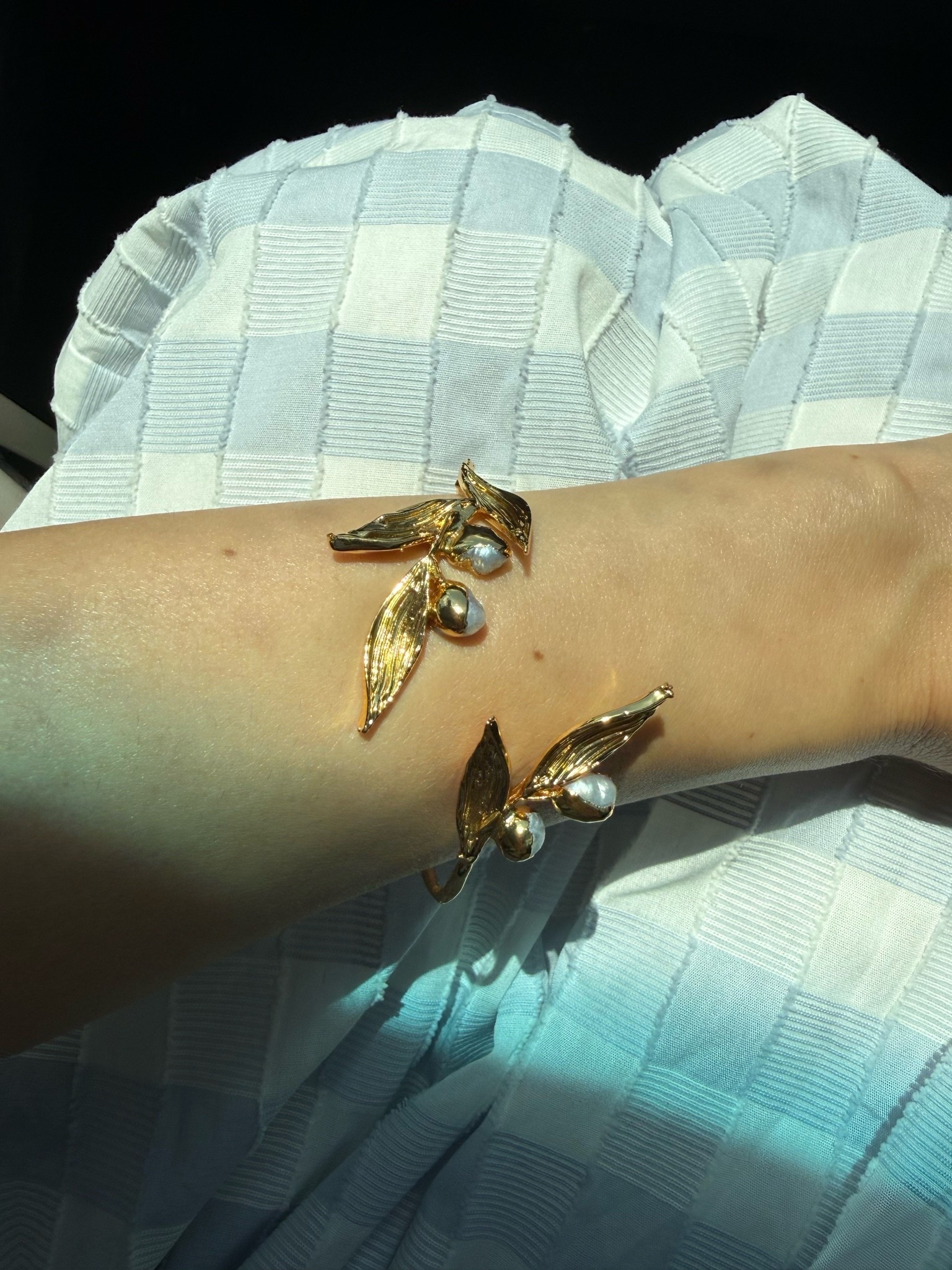 This stunning bracelet would make a great gift!
