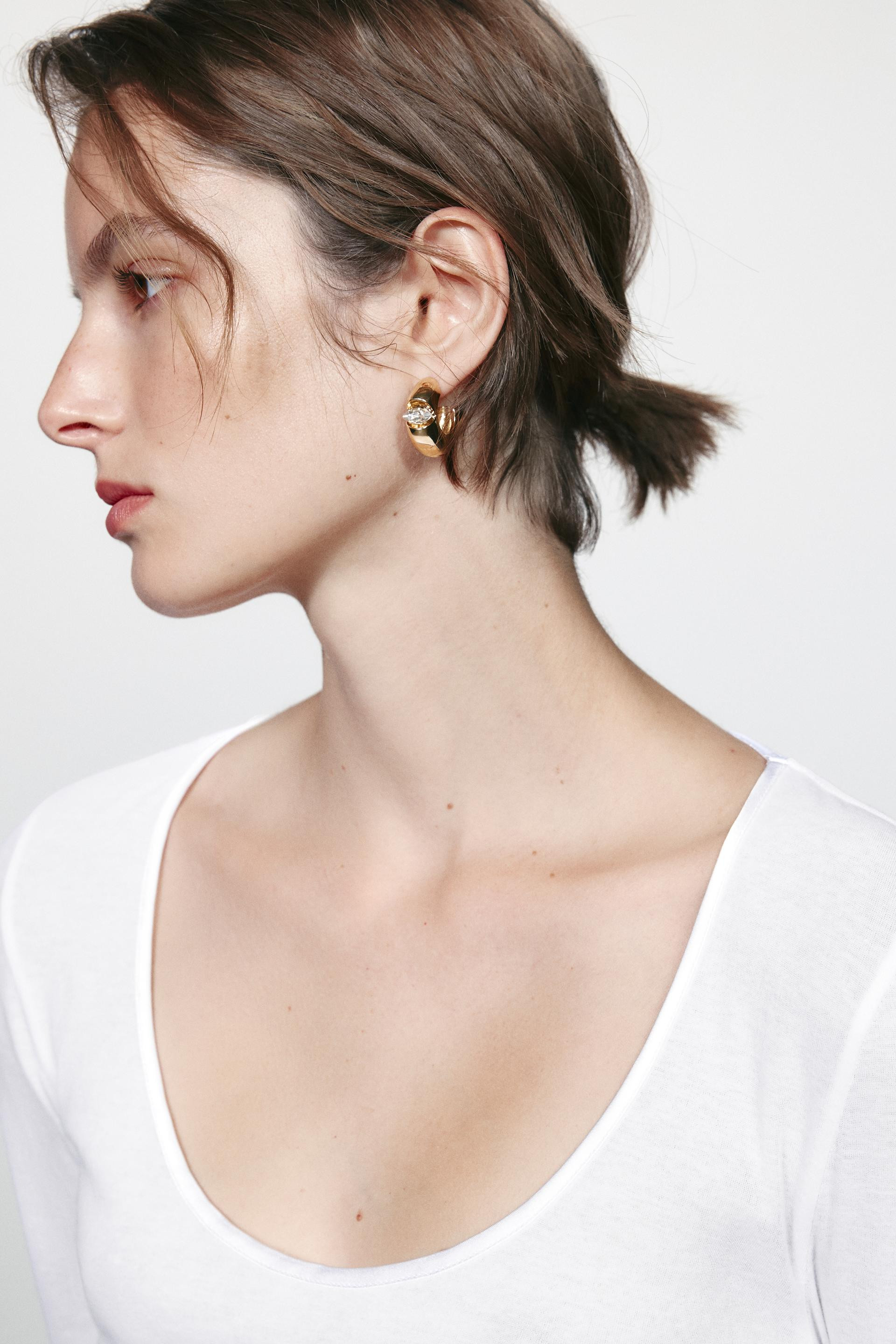 METALLIC SHINE HOOP EARRINGS - Golden - M | Zara Canada