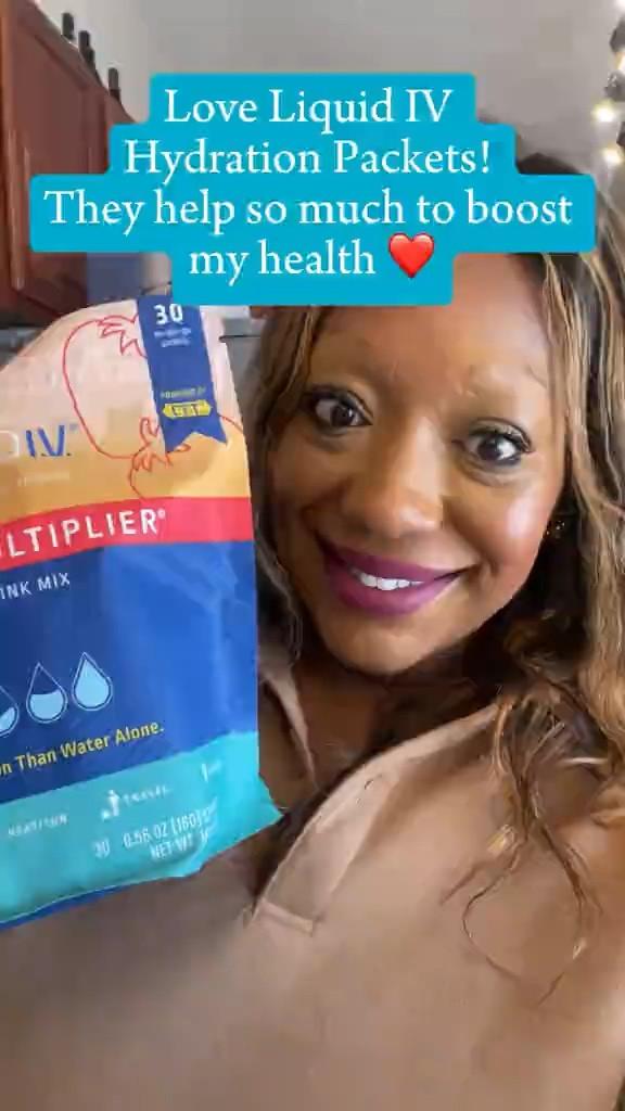 Love Liquid I.V. Hydration Packets ❤️

They are so helpful for staying hydrated! 

Extra hydration helps so much for immunity and staying energized and healthy! 

#hydration #liquidiv #water #health #wellness #hydrationtips #hydrationtiktok

#LTKVideo #LTKbeauty #LTKtravel