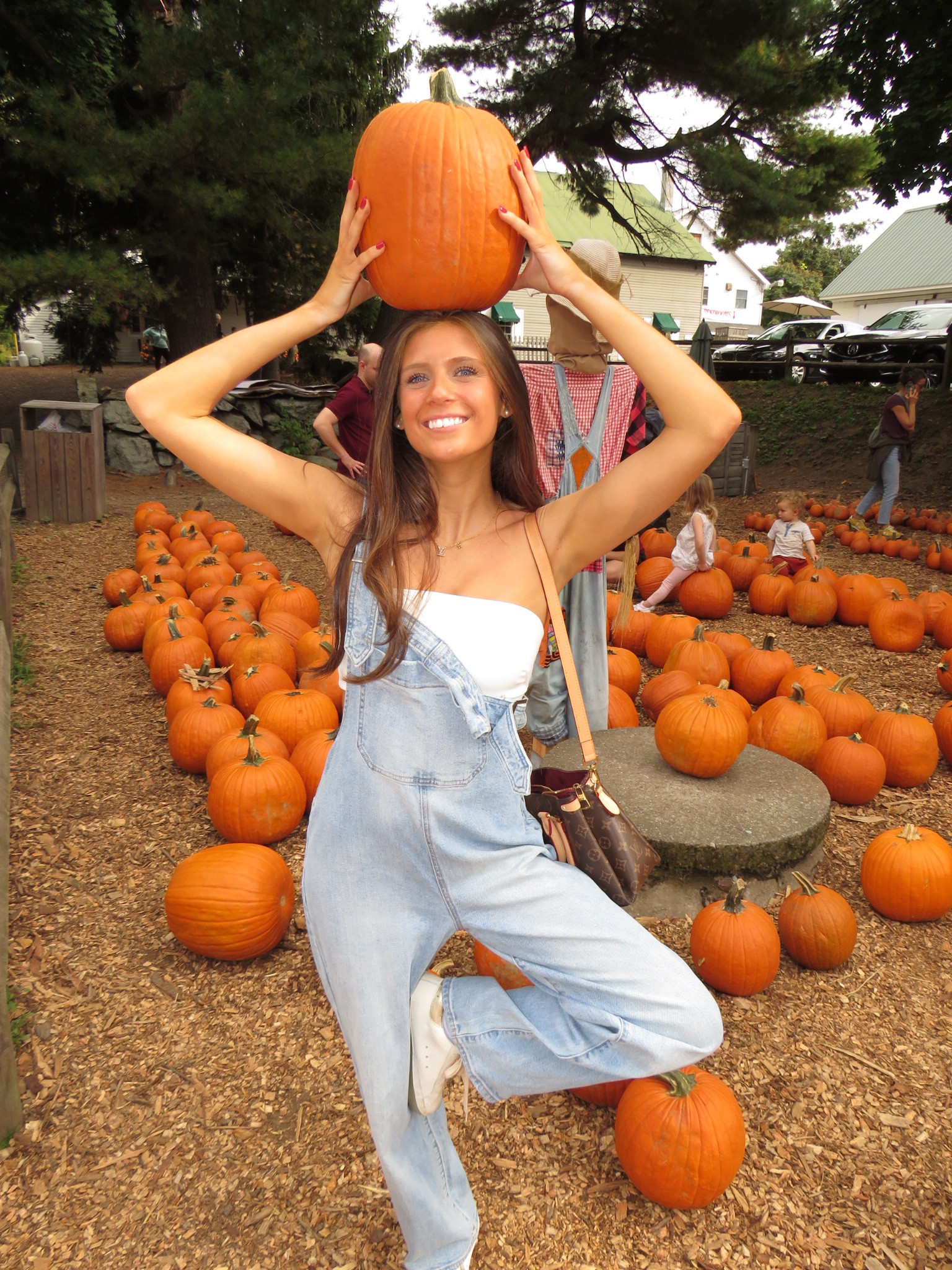 #falloutfit #pumpkinpicking #fall #applepicking #halloween #falltransition 
#october #outfit #ootd

#LTKStyleTip #LTKSaleAlert #LTKSeasonal