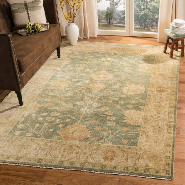 Safavieh Couture Hand-knotted Oushak Tonna Traditional Oriental Wool Rug with Fringe | Bed Bath & Beyond