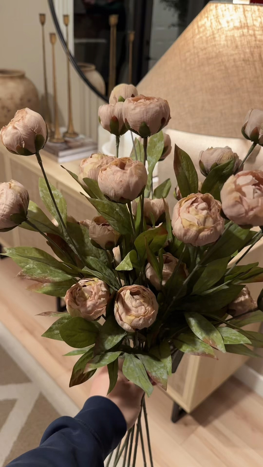 The most BEAUTIFUL stems 😍 
#michaels #peony #peonies #fauxflowers 

#LTKSeasonal #LTKHome #LTKFindsUnder50