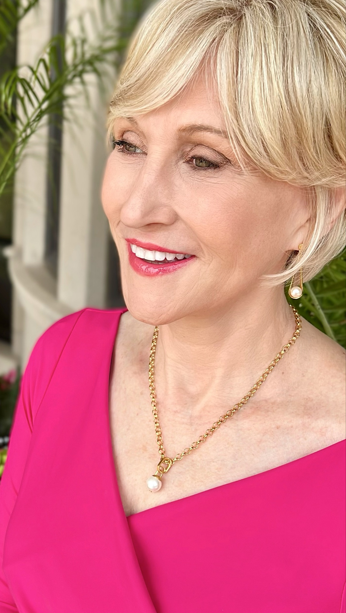 This stunning @DeanDavison pearl necklace is 30% off! Great gift!!

#LTKSaleAlert #LTKHoliday #LTKGiftGuide