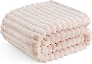 Bedsure GentleSoft Crystal Pink Throw Blanket for Couch - Cozy Soft Blankets for Women, Cute Smal... | Amazon (US)