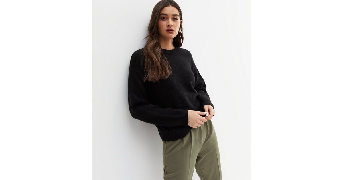 Black Knit Crew Neck Jumper
						
						Add to Saved Items
						Remove from Saved Items | New Look (UK)