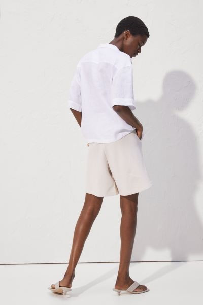 Linen resort shirt | H&M (UK, MY, IN, SG, PH, TW, HK)