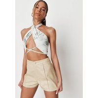 Ivory Seam Detail Faux Leather Shorts | Missguided (US & CA)