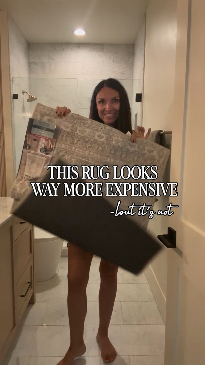 THIS RUG LOOKS WAY MORE EXPENSIVE

I didn’t expect to love this one as much as I do — it instantly makes the space feel finished 🤍

It’s actually under $40 (which shocked me)

Comment RUG and I’ll send it