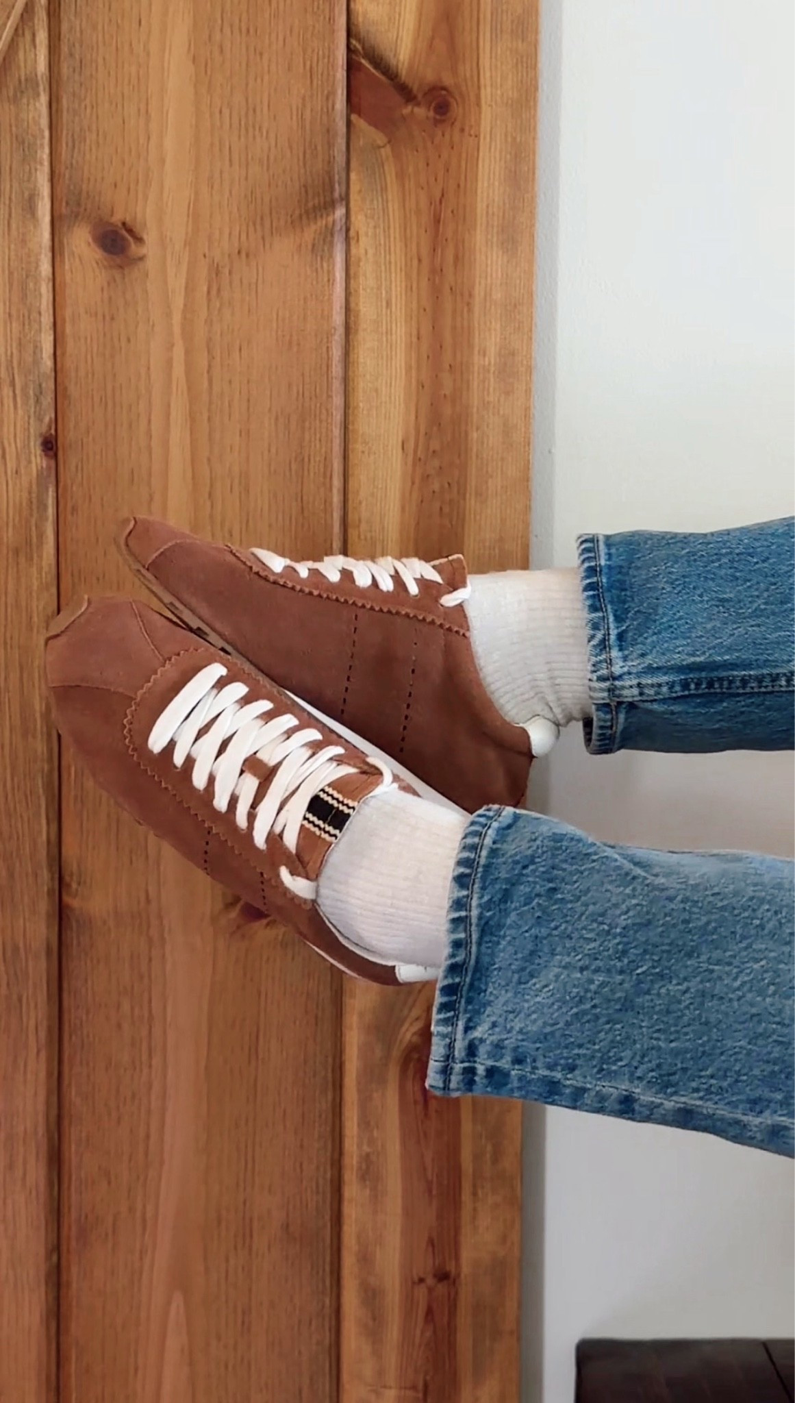 The absolute most perfect slim sneaker in gorgeous suede 😍🤎 these look good with everything

#LTKmomlife #LTKootd #LTKdayinmylife