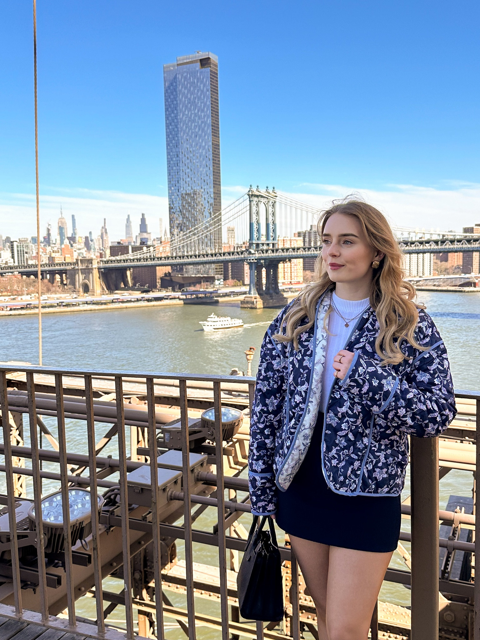 Outfit check on the Brooklyn bridge! Loving quilted jackets atm so linked a few of my favourites! 


#LTKspring #LTKuk #LTKAprilSpotlight