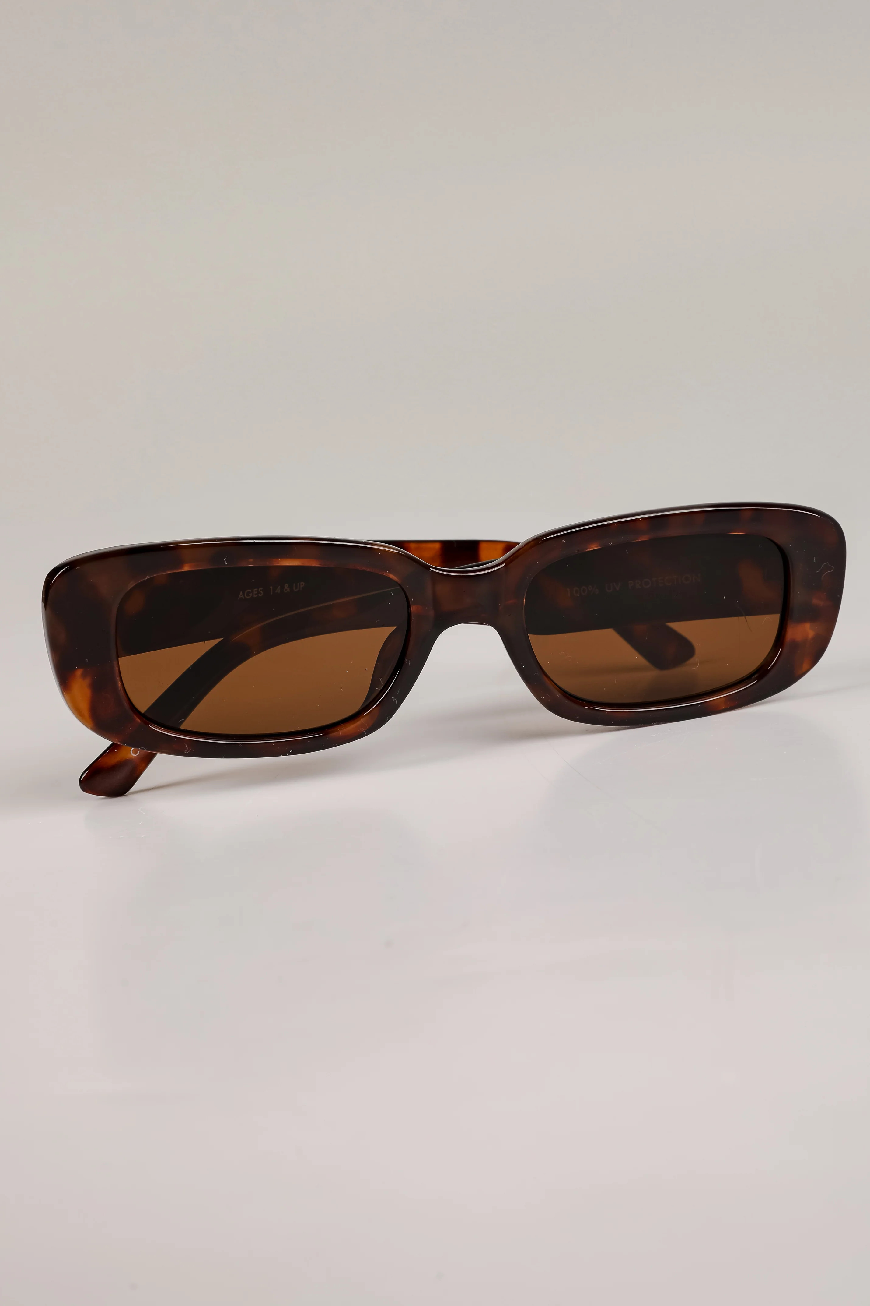 Cute Women's Oval Sunglasses | Trendy Sunglasses | ShopDressUp | Dress Up