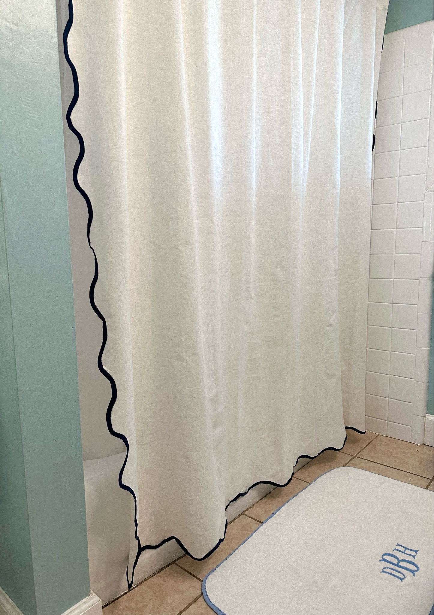 Our bathroom just got the cutest upgrade thanks to @LushDecorHome gifting us their Coastal Chic Scalloped Edge Shower Curtain in Navy. I love the scallop detailing around the edges, and it’s high quality at an affordable price point as are all of the items offered by #LushDecorHome. Use the code PREPINYOURSTEP for 20% off at LushDecor.com #ad

#LTKhome #LTKfindsunder100