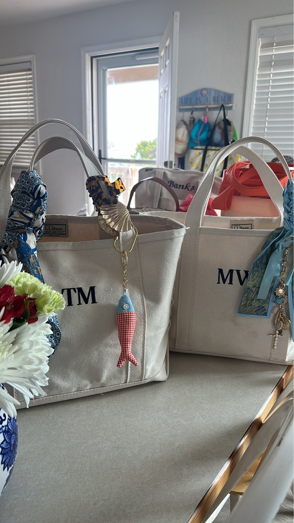 LL Bean summer sale!!! 15% off my favorite totes!!!

#LTKdayinmylife #LTKSaleAlert #LTKootd