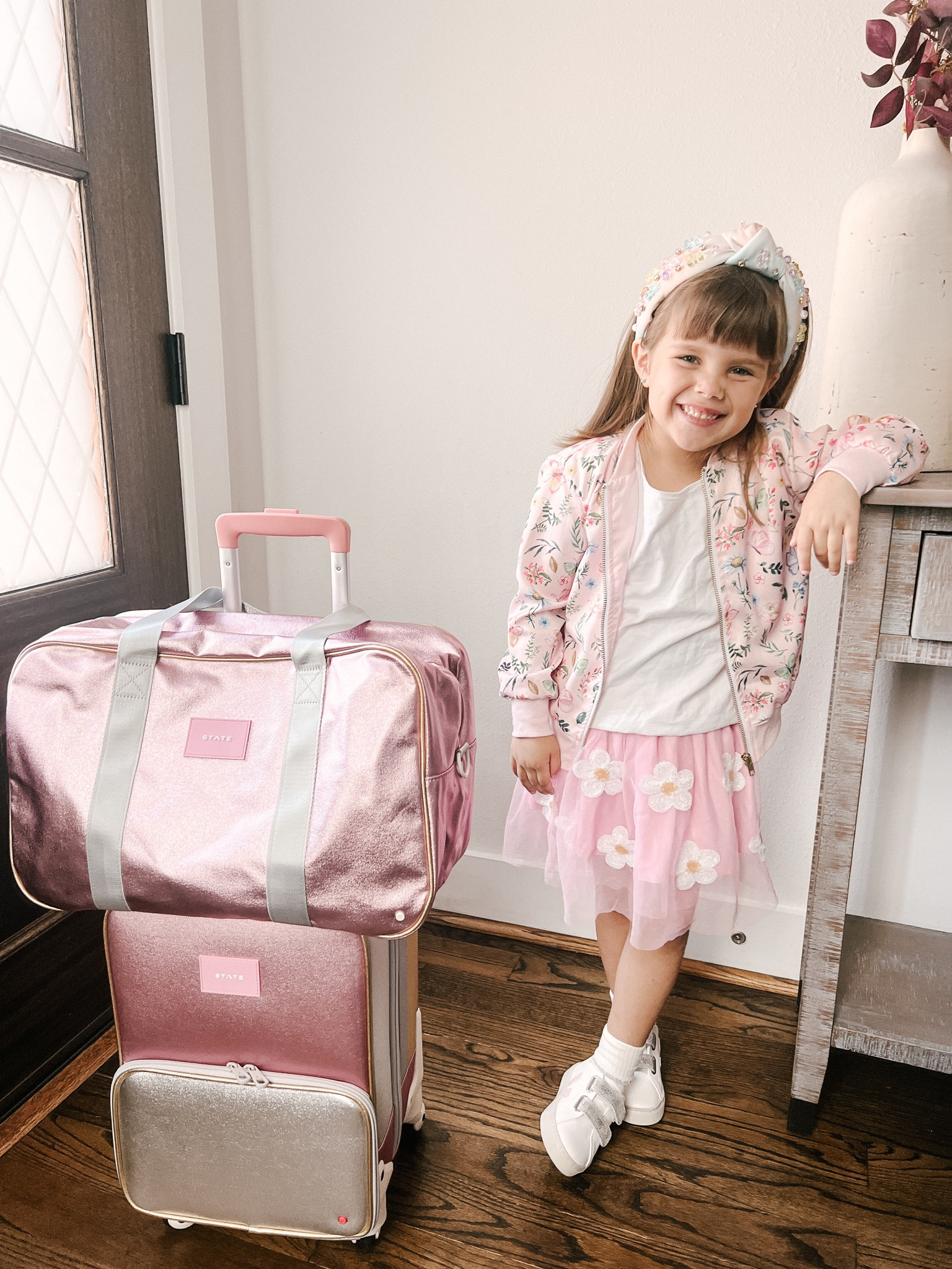 In love with our State Bags 💗 from school to travel these have been our go to. We love that they have sizes for our 2 and 4 year old but they are also completely made of recycled materials and beyond cute! If you are looking for a good holiday gift or new bags for holiday travels look no further 🙌🏼💗

#LTKGiftGuide #LTKFamily #LTKItBag