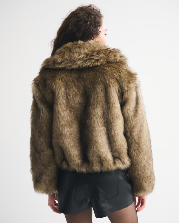 Short Faux Fur Coat | Abercrombie & Fitch (US)