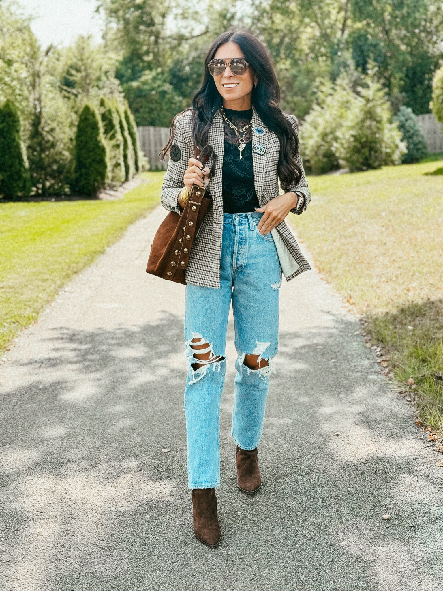 Medium lace top
Small blazer
24 denim
Suede bucket bag 

#LTKFallSale #LTKSeasonal #LTKBacktoSchool