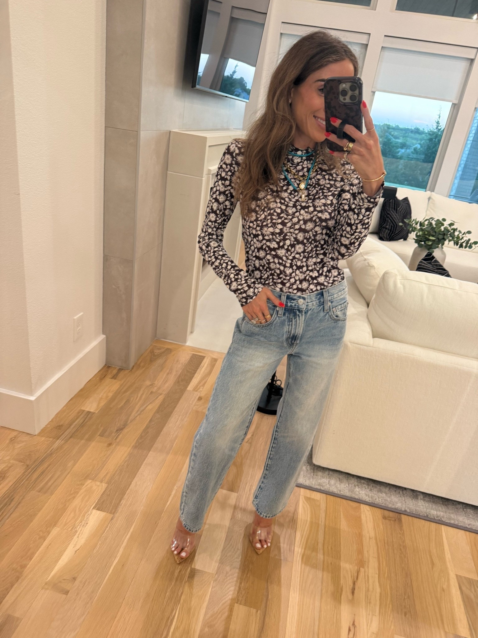 Floral sheer mesh top wearing xxs with light wash jeans in smaller size 
Fall outfits