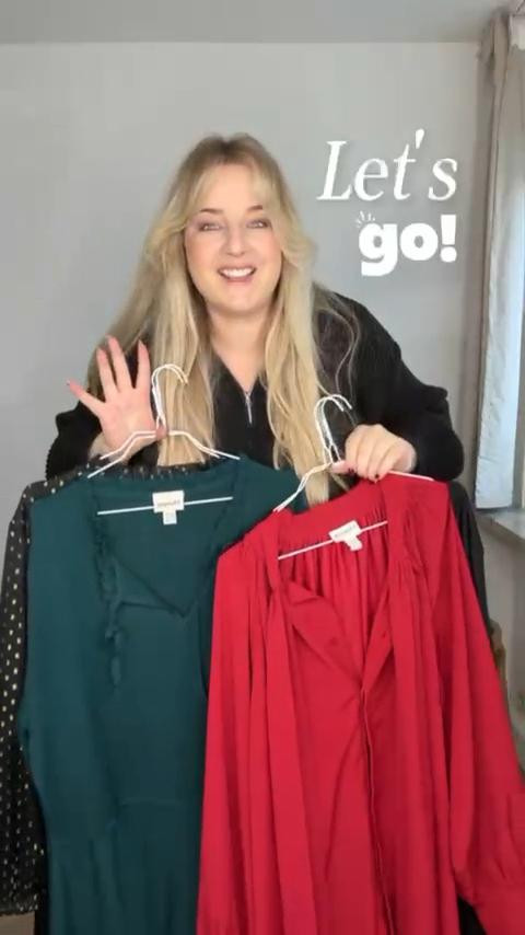 Weihnachten kommt in jeder Größe ❤️

Code: beauty15dez und 15% bis 6.12. sparen 

#weihnachten #rot #samt #glitzer #gold #schwarz #plussizefashion

#LTKkleider #LTKfestive #LTKplussize