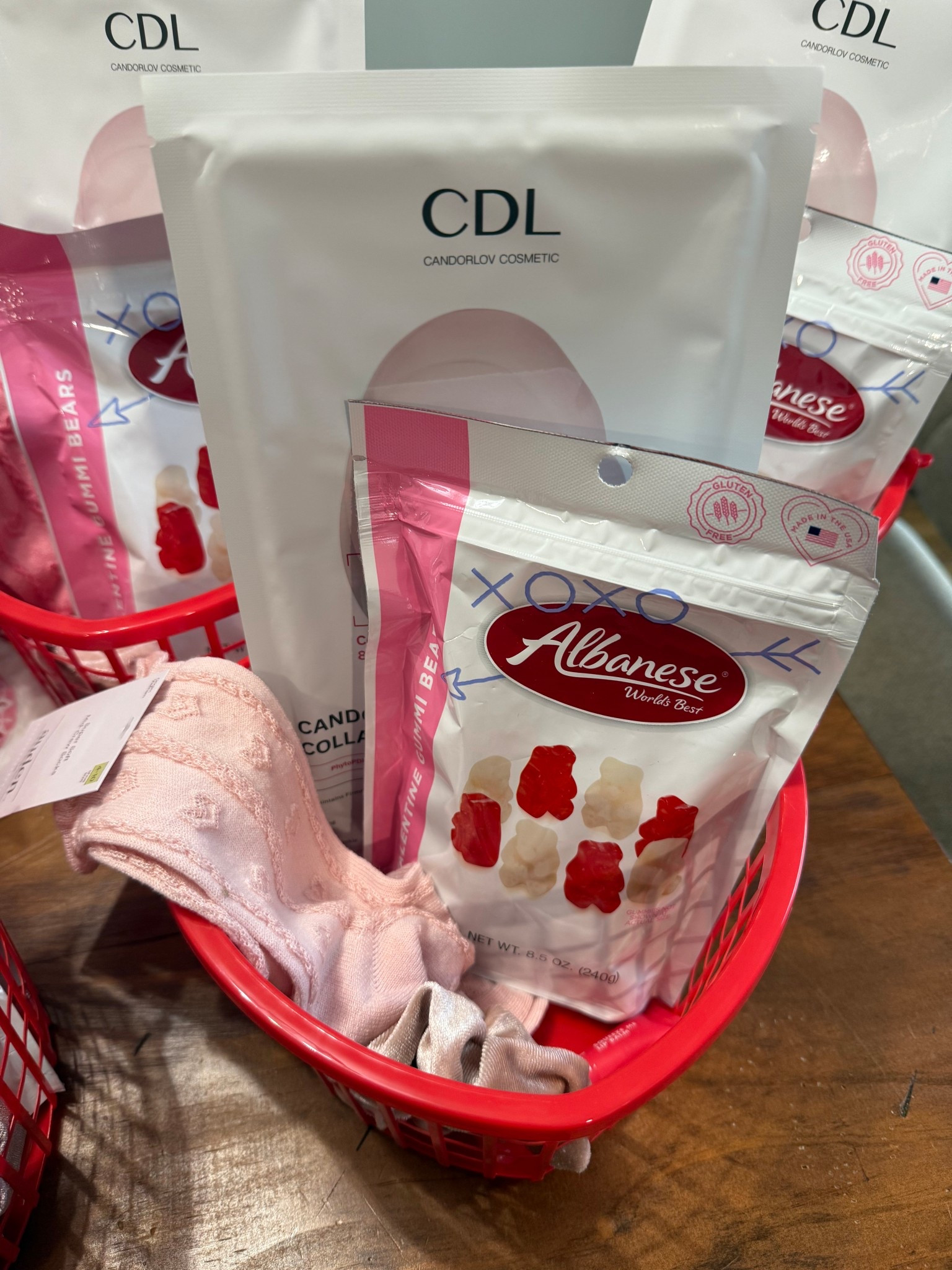 Galentine’s Day gift for the girls!

#LTKBeauty #LTKselfcare #LTKValentine