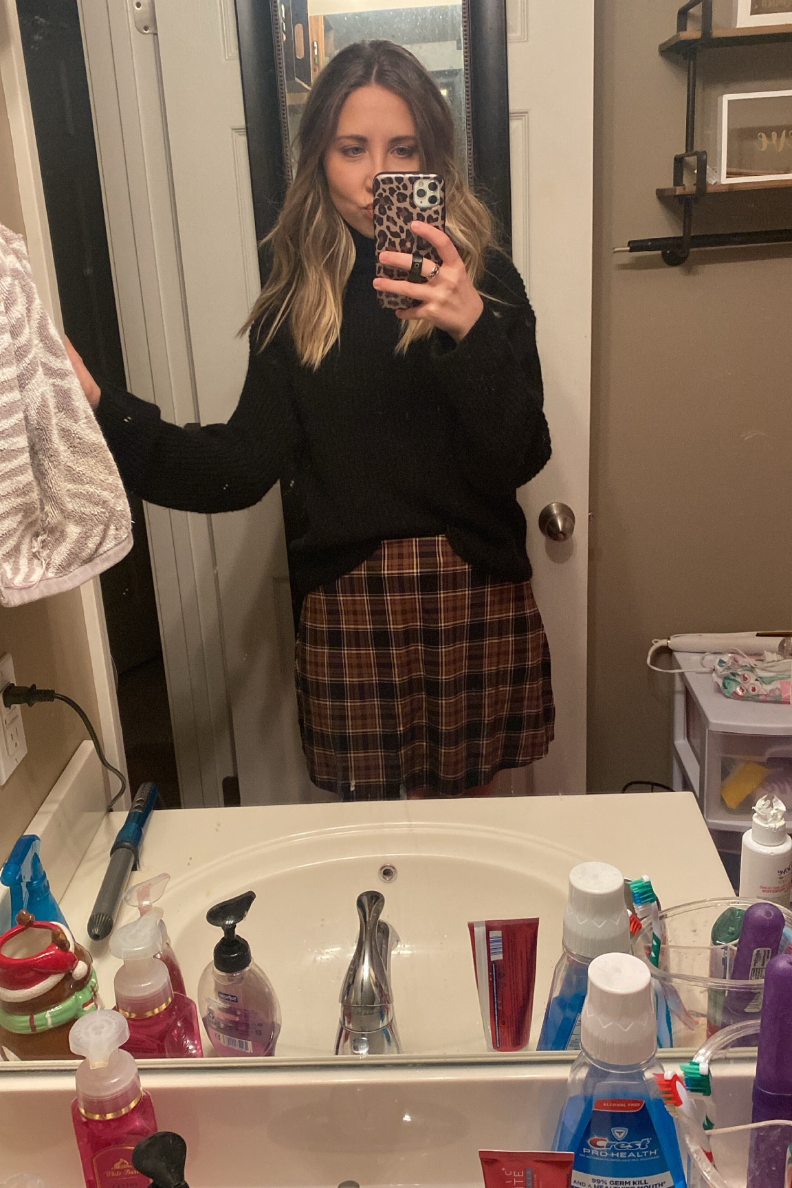 Thanksgiving ootd 









Thanksgiving 
Thanksgiving outfit 
Thanksgiving ootd
Ootd
Black turtleneck 
Plaid mini skirt 
H&M turtleneck 
H&M plaid skirt 
H&M black turtleneck 
H&M
Fall style 
Fall ootd 

#LTKSeasonal #LTKstyletip #LTKHoliday