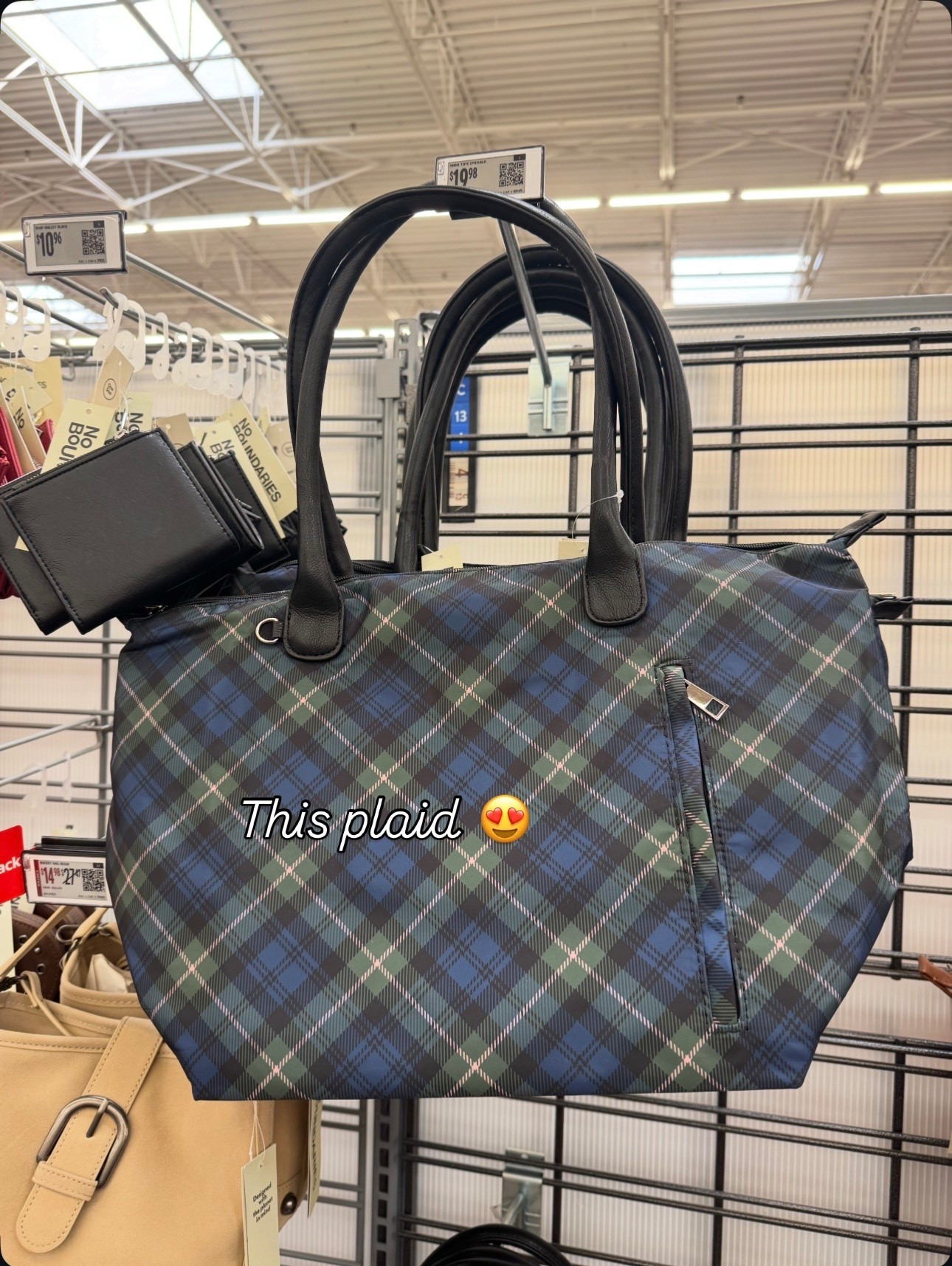 Walmart No Boundaries Women's Tote Bag, Plaid

#LTKSeasonal #LTKTravel #LTKWorkwear