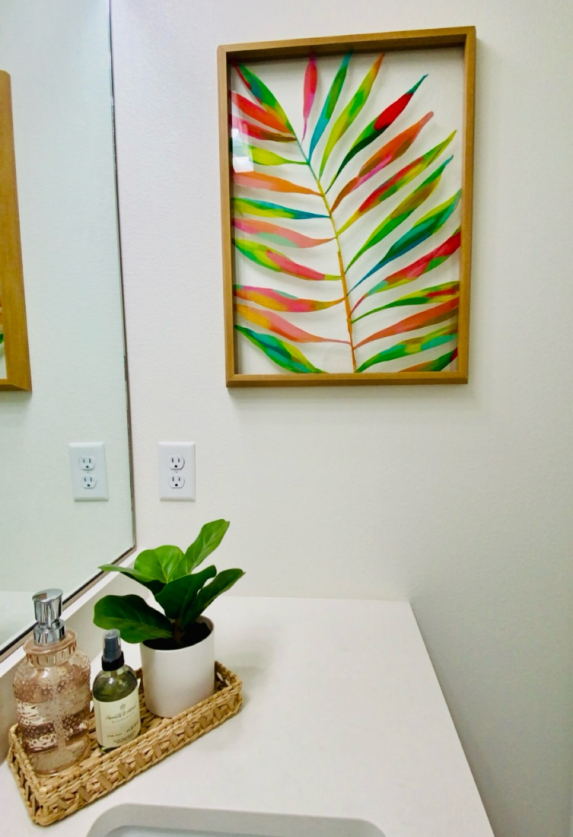 Bathroom decor | wall art 🩷

#LTKFindsUnder100 #LTKHome #LTKStyleTip