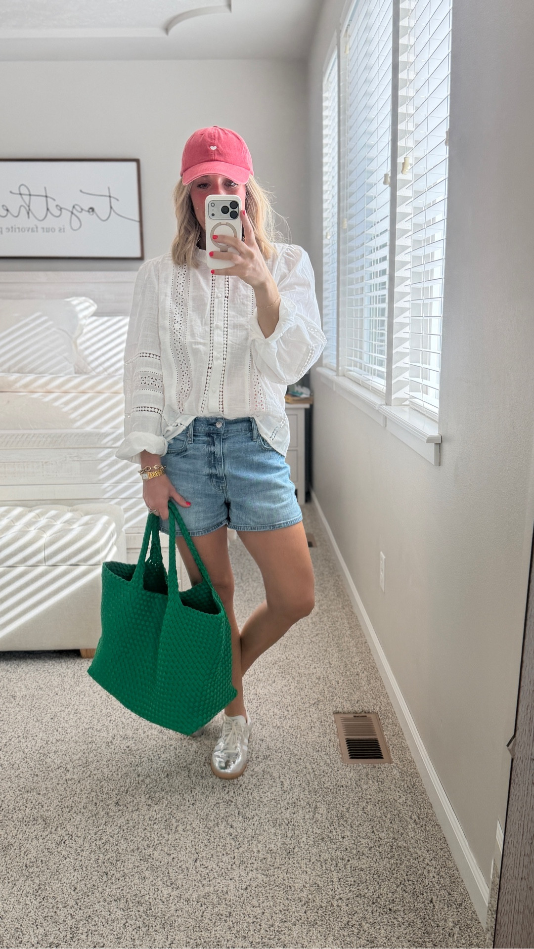 The most effortless top to toss on that can take you from the office to the baseball field! Love effortless pieces that are oh so versatile!! 

#LTKootd #LTKgrwm