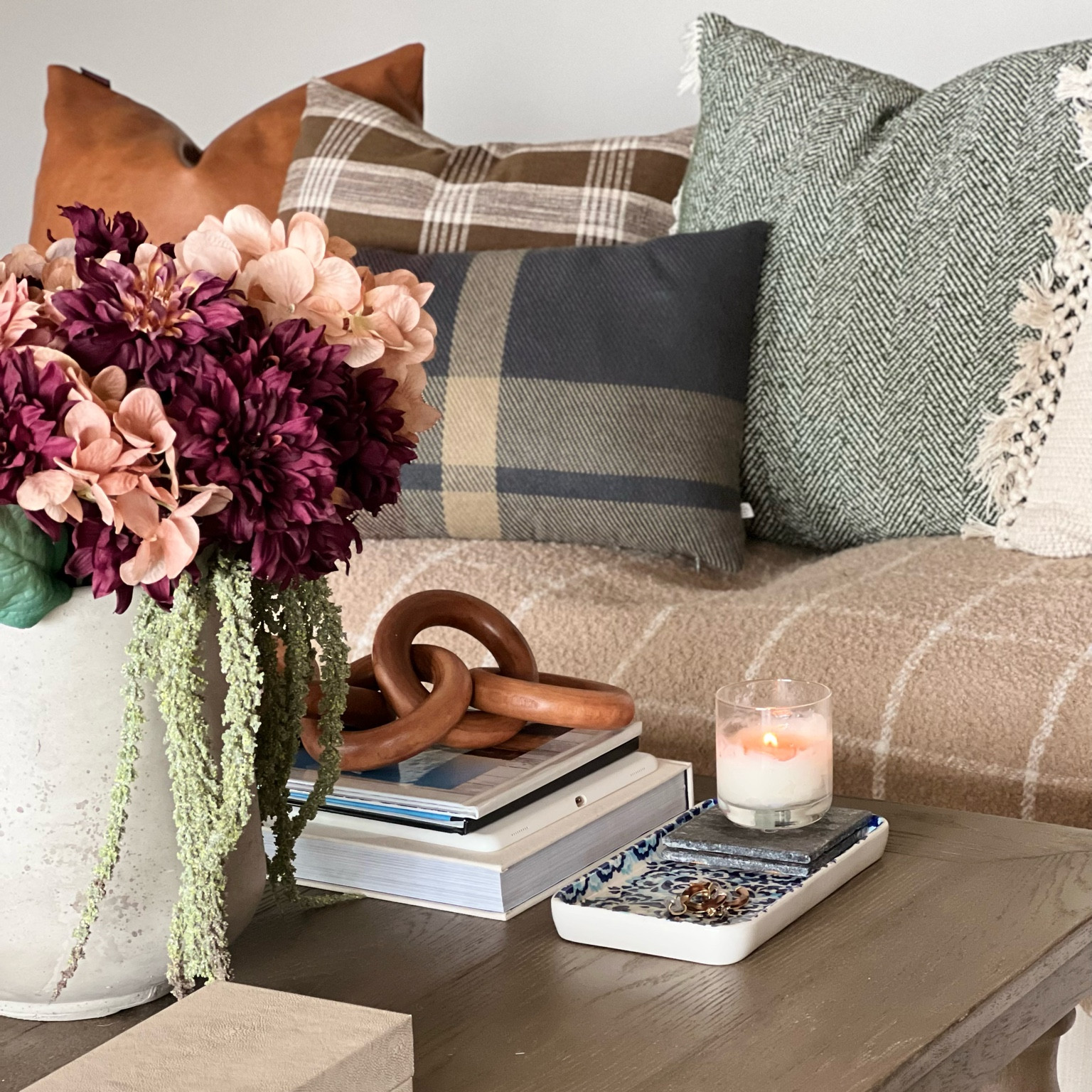 Pillows and more pillows.

Target. Target finds. Fall.  Fall decor. 

#LTKhome #LTKfindsunder50