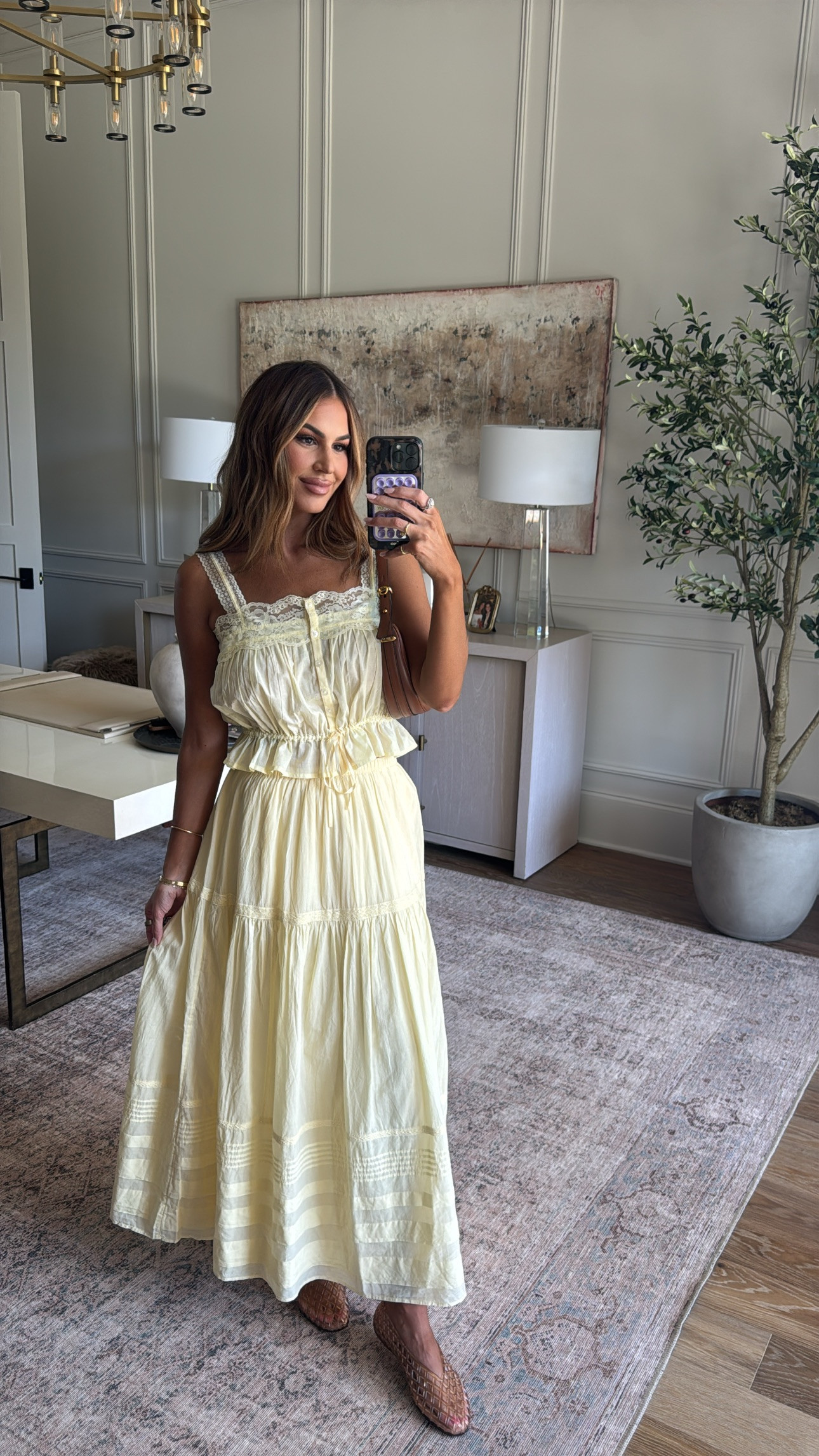 loving this color for spring! wearing a small in both 💛

@abercrombie #abercrombiepartner 

 