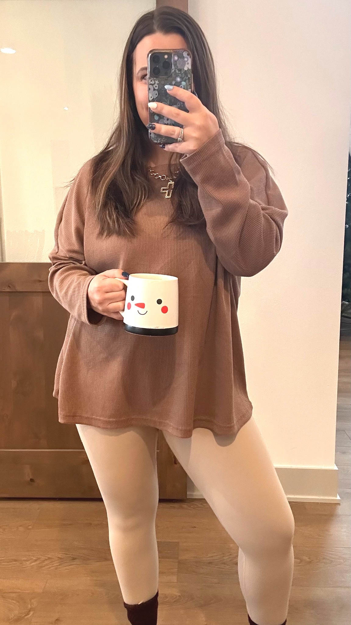 Cozy work from home vibes. 



#LTKmomlife #LTKootd #LTKMidsize