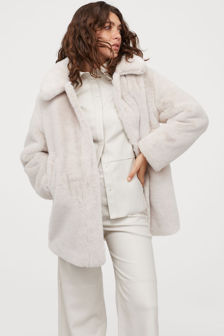 Faux fur jacket | H&M (UK, MY, IN, SG, PH, TW, HK)